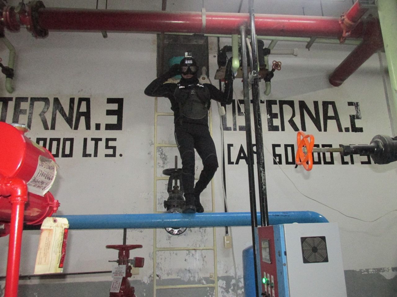 pexels-enginakyurt-1487511